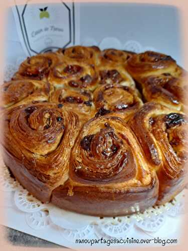 🌈 Brioche feuilletée caramélisée aux éclats de caramel 🌈