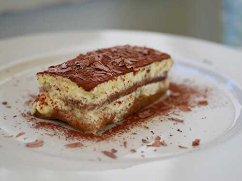 [Classique et, gourmand!] 🍫 Tiramisu à l'assiette. - Les Gourmands disent ...