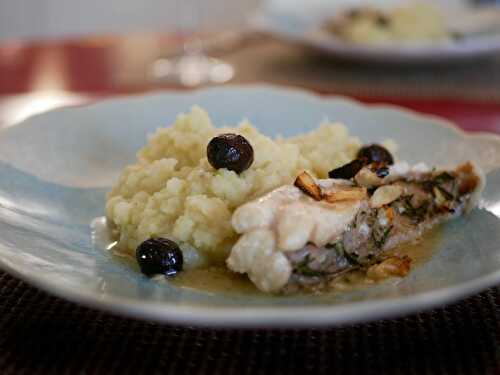 [Gourmandise et légèreté...] 🐟 Queue de lotte au vinaigre. Purée au fenouil. Olives de Nyons. - Les Gourmands disent ...