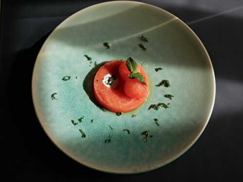 [Jouer avec le soleil...] 🍉 Pastèque au chèvre et à la menthe fraîche. - Les Gourmands disent ...