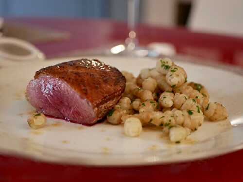 [Ne pas oublier...] 🐛 Filet de canette grillé. Poêlée de crosnes. - Les Gourmands disent ...