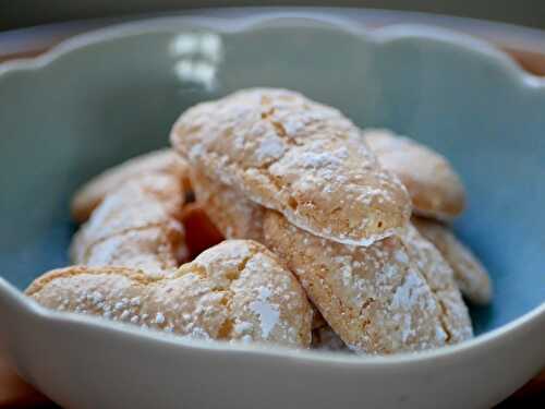 [On pâtisse!] 🥄 Biscuits à la cuillère. - Les Gourmands disent ...