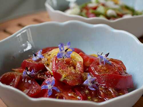 [Saveurs, fraîcheur et couleurs!] 🌸 Tomates et fleurs de bourrache. - Les Gourmands disent ...