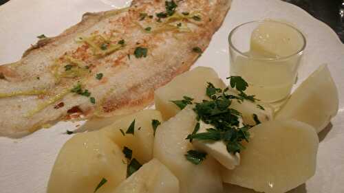 Sole meunière au citron. Pommes de terre vapeur. - Les Gourmands disent ...