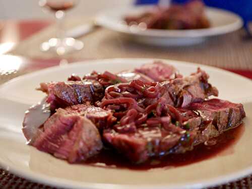 [Sur le grill.] 🥩 🔴 Côte de bœuf sauce vigneronne. - Les Gourmands disent ...