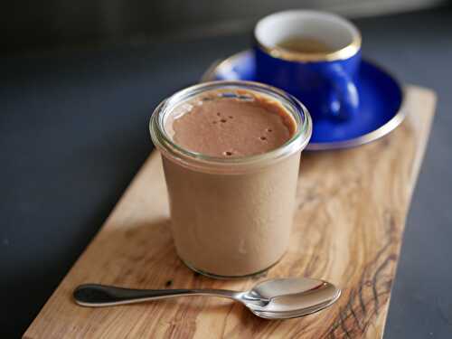 [Un mal pour un bien!] 🍫 Petits pots de crème au Gianduja. - Les Gourmands disent ...