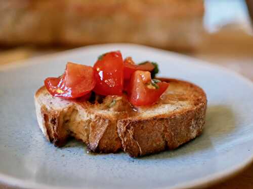 Un petit rien et, on est bien! Tartines de tomates - Les Gourmands disent ...