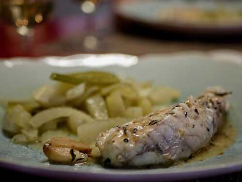 [Un peu de Sud!] 🐟 Lotte au vinaigre de vin, à l'ail et au thym. Fenouil. - Les Gourmands disent ...