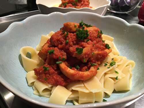 [Viva Pasta!] 🇮🇹 Encornets à la tomate et calamarata. - Les Gourmands disent ...