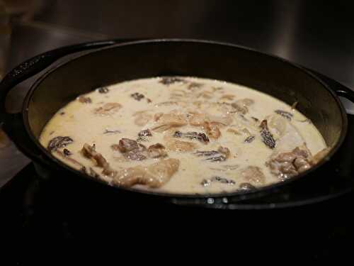 [Pour les fêtes, on sort la cocotte!] 🐓 Chapon au vin jaune et morilles. - Les Gourmands disent ...