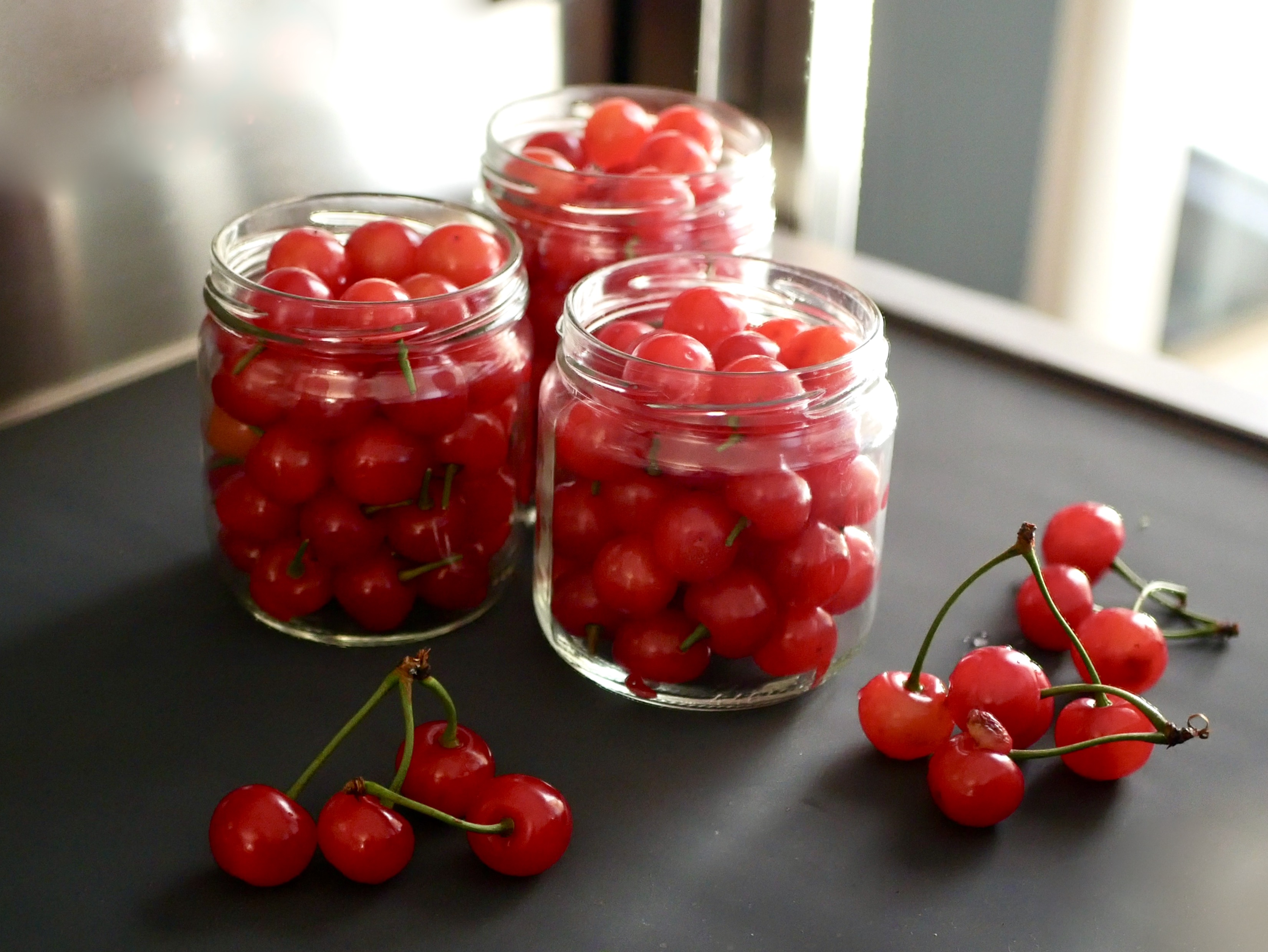 [Le temps des cerises.] 🍒 Pickles de griottes.