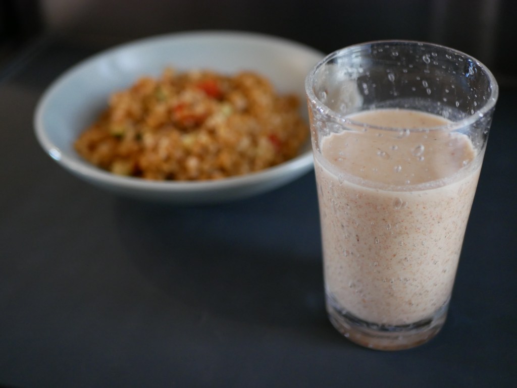 🥛🌾  Petit épeautre aux légumes d’été. Lait d’amandes aux épices.