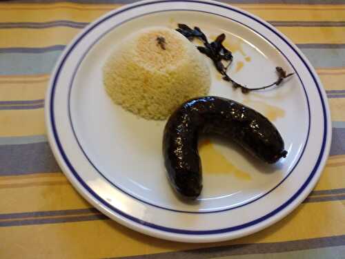 Boudin au riz et aux oignons