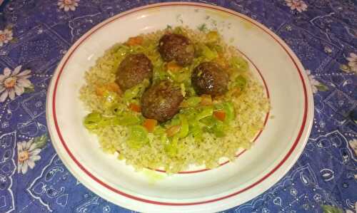 Boulettes de viande au poireau et lait de coco