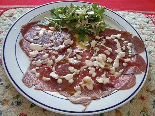 Carpaccio de boeuf Harry’s bar o carpaccio di carne da Cipriani Harry’s bar