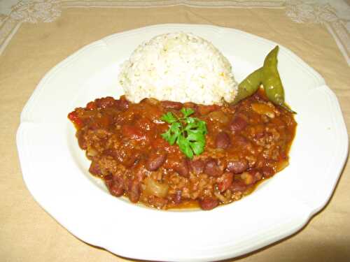 Chili con carne d’agneau aux 3 haricots et jalapeños