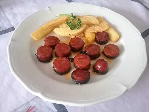 Chorizos marinés au vin blanc