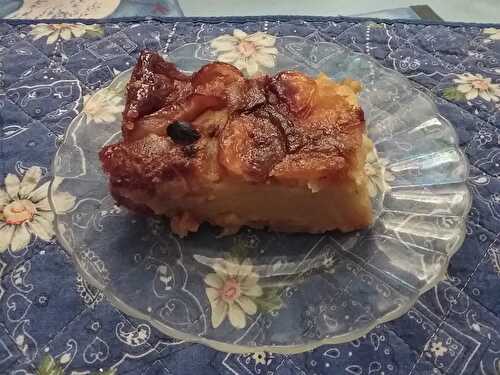 Clafoutis aux pommes et raisins secs au rhum