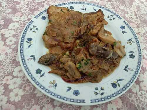 Côtes de veau au cidre et aux champignons à la normande