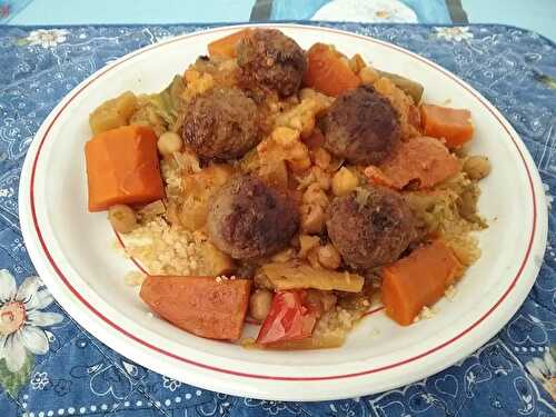 Couscous aux boulettes de kufta d'agneau