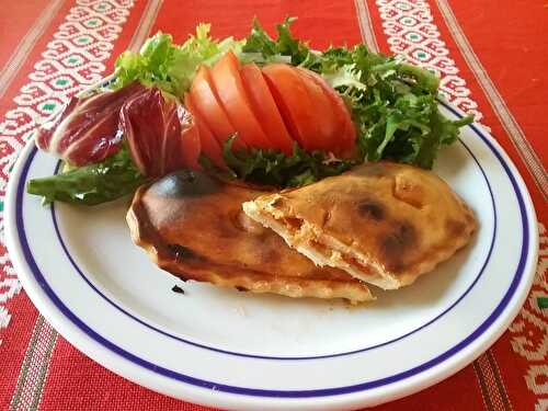 Empanadillas au thon et à la tomate