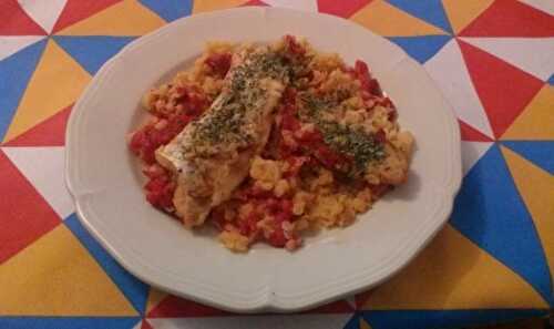 Filets de colin et mijoté de poivrons rouge à la tomate et lentilles corail