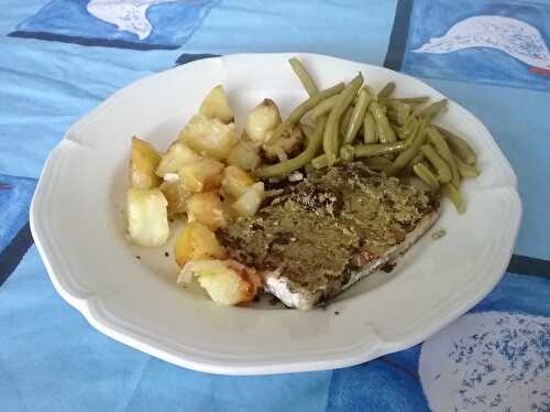 Filets de flétan au pesto et pommes de terre rissolées aux haricots verts