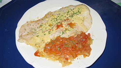 Filets de lieu jaune au lait de coco et compotée de tomates au paprika