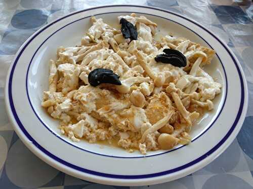 Filets de poulet aux champignons shimeji et ail noir