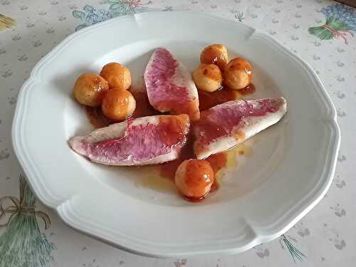 Filets de rougets poêlés et sauce au citron pimenté