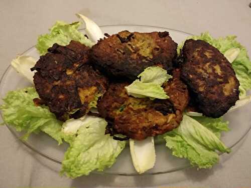 Galettes de viande hachée à la chair de courgettes épicée