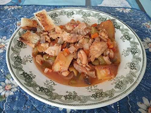 Mijotée de morue aux moules en caldeirada à la portugaise