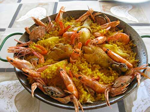 Paella marinera de gambas, étrilles et supions