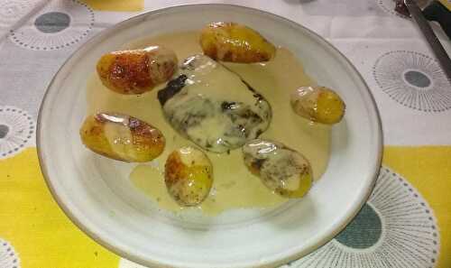 Pavés d'autruche et crème de foie gras aux pommes de terre grenaille