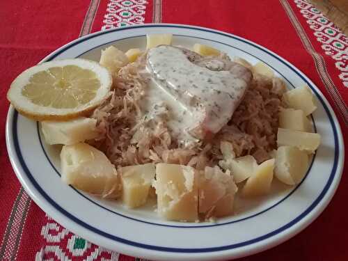 Pavés de thon à la choucroute à la crème