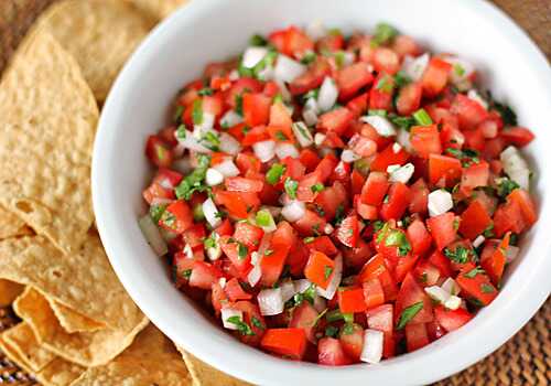 Pico de gallo mexicain