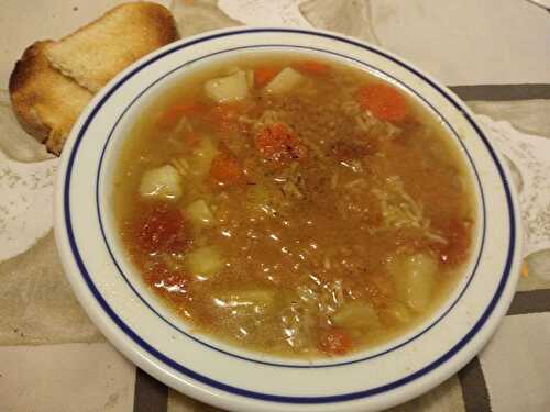 Potage au bouillon de pot au feu et chabrot