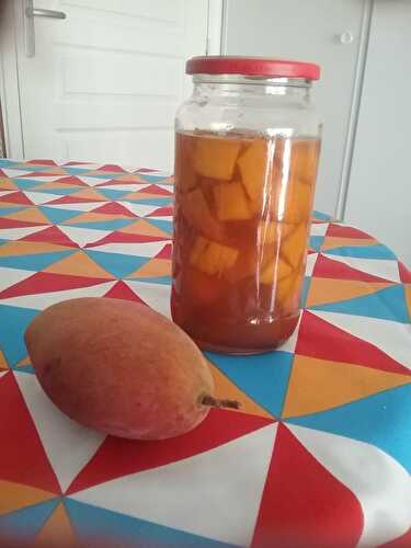 Rhum arrangé à la mangue et à la vanille