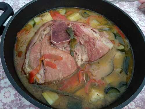 Rouelle de veau créole mijotée aux légumes tropicaux