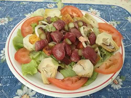 Salade de gésiers confits de canard et pommes de terre sautées