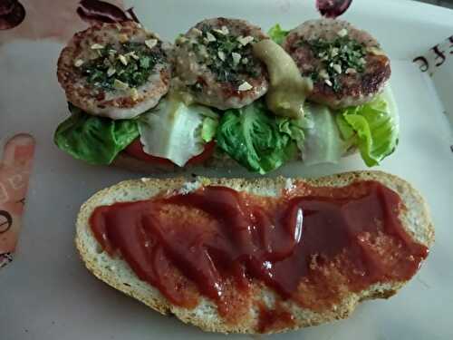 Sandwich aux mini-burgers de poulet