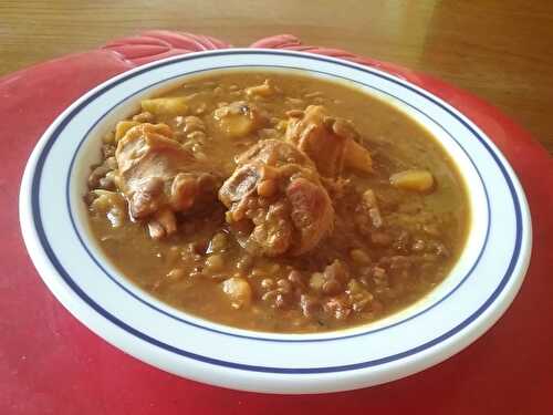 Soupe d’agneau aux lentilles épicées