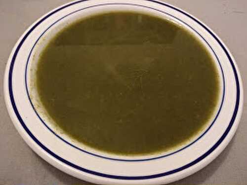 Soupe de fanes de fenouil à l’anis