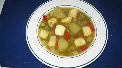 Soupe de filets de calamar géant et pommes de terre