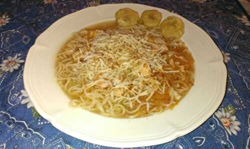 Soupe thaï de poissons au piment et à la citronnelle