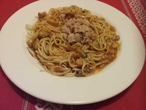 Spaghetti au thon et aux fruits de mer