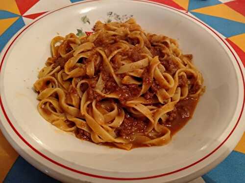 Tagliatelle à la sauce à la viande