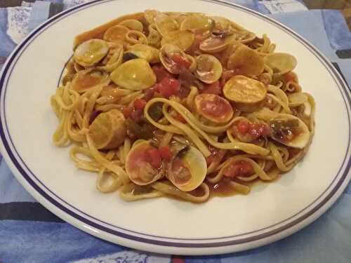 Tagliatelle et clovisses au vin blanc