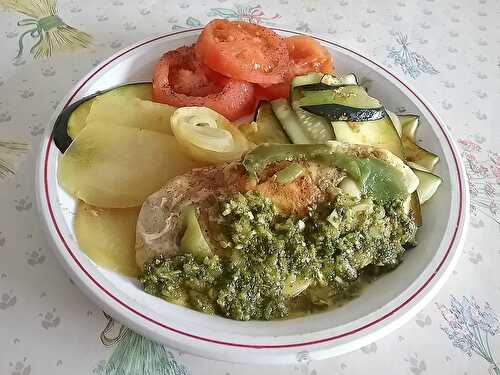 Tajine de cabillaud aux tomates, courgettes et pommes de terre à la charmoula