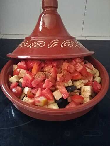 Tajine de mouton aux aubergines et aux épices